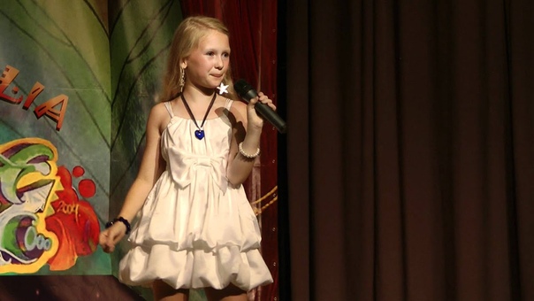 Klara sings "I surrender"