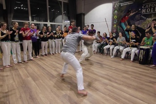 Mestre Cueca e Mestre Gaiola. Capoeira Moleca 2017