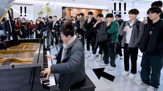 [몰래카메라] 유명 피아니스트가 갑자기 전시된 피아노 쳐서 사람들 놀라게 하기 (베토벤 월광)