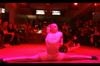 CIRCUS VOGUE BALL  Flying Up! presents