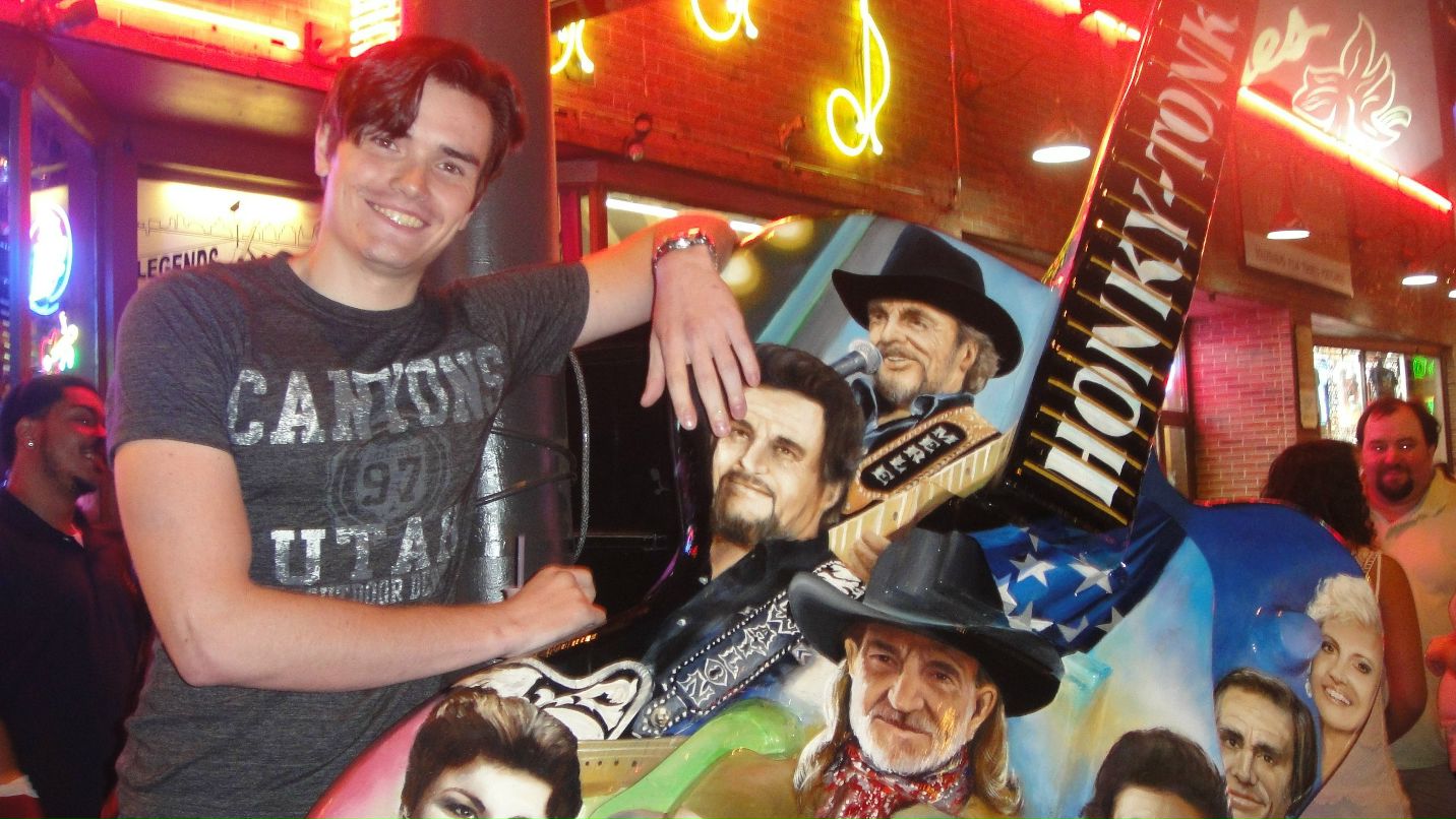 Олег Литвинов Griver | 