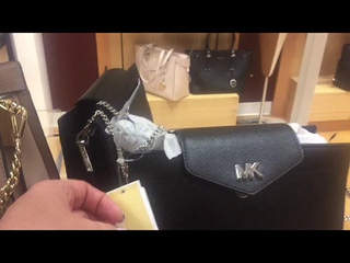 Y53 MICHAEL KORS & LOUIS VUITON