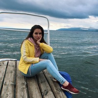 Анна Комарова