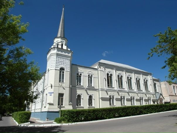 Грацинского 8 ржев. Тимирязева, 5/25. Улица ленина ржев. Втб банкомат ржев. Здание банка рябушинских в ржеве.