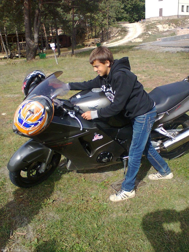 Вадим Савчук _Mustang_ | Буща